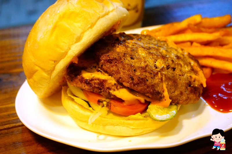 林斯漢堡美式餐廳.Lin's Burger.板橋早午餐.板橋美式餐廳.板橋漢堡推薦.府中站美食.板橋美食.團體聚餐包場.林斯漢堡菜單.