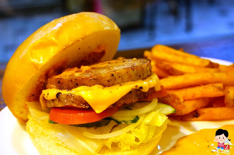 林斯漢堡美式餐廳.Lin's Burger.板橋早午餐.板橋美式餐廳.板橋漢堡推薦.府中站美食.板橋美食.團體聚餐包場.林斯漢堡菜單.