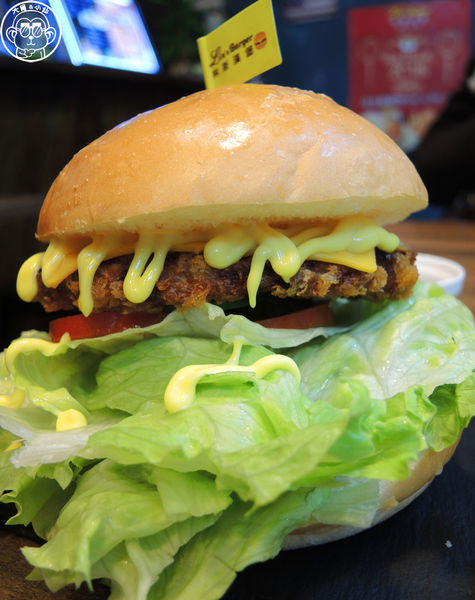 林斯漢堡美式餐廳 Lin's Burger：呷飽祙【新北板橋･林斯漢堡 Lin’s Burger】近捷運府中站漢堡專賣店