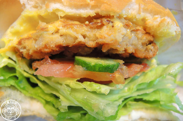 林斯漢堡美式餐廳 Lin's Burger：呷飽祙【新北板橋･林斯漢堡 Lin’s Burger】近捷運府中站漢堡專賣店