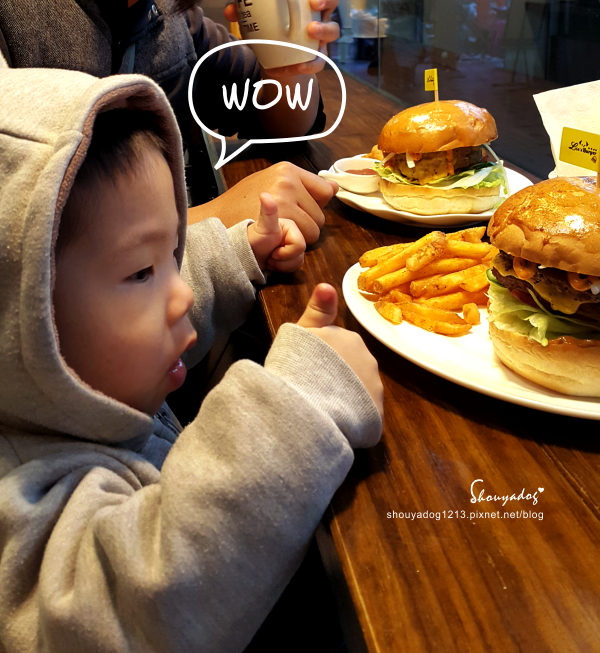 林斯漢堡美式餐廳 Lin's Burger:【美式漢堡】板橋府中美食 Lin's Burger 林斯漢堡美式餐廳