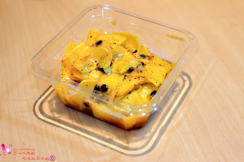 高雄前鎮區︱醞 燒肉丼飯屋　打卡送飲料！簡約和風丼飯，這樣吃超滿足！