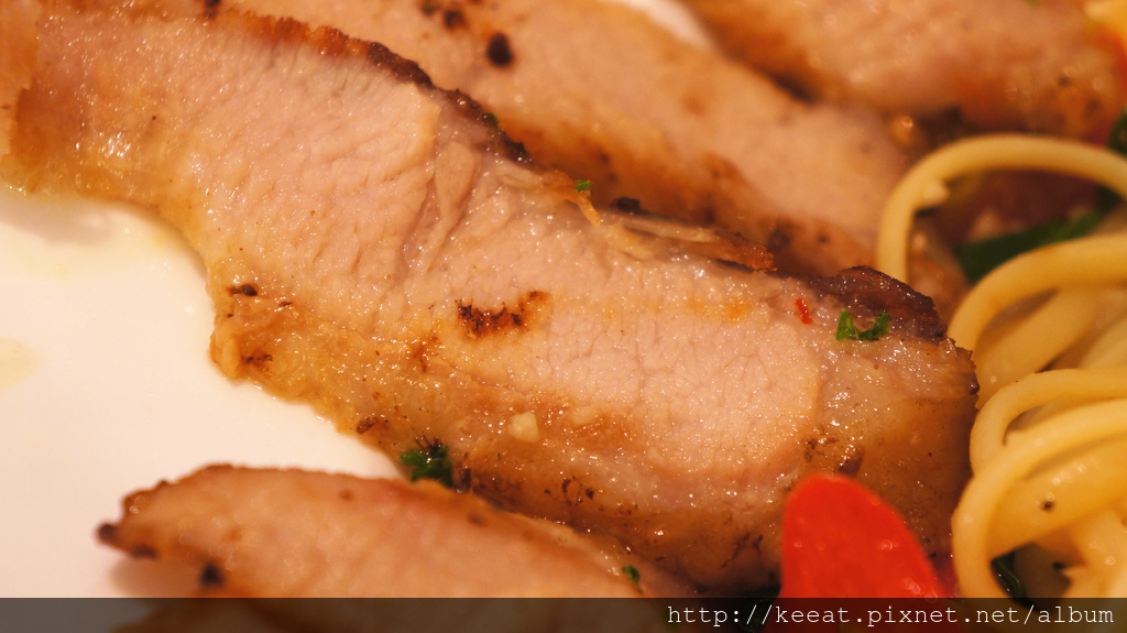 蒜味辣椒松阪豬麵