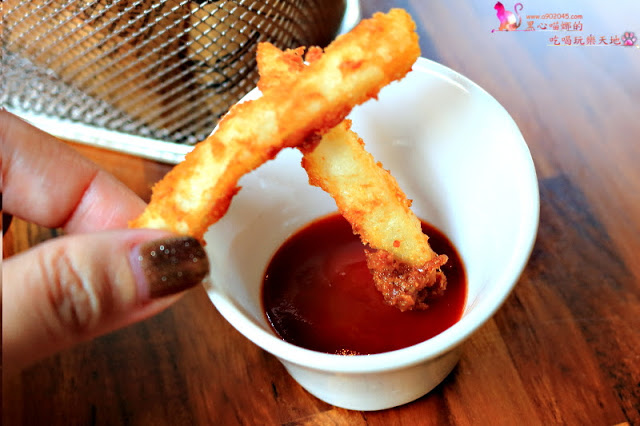 高雄前金區︱麋鹿背包飛鏢/餐酒館 高雄唯一下午兩點營業,可以親子同樂的餐酒館,閨密聚會新去處!