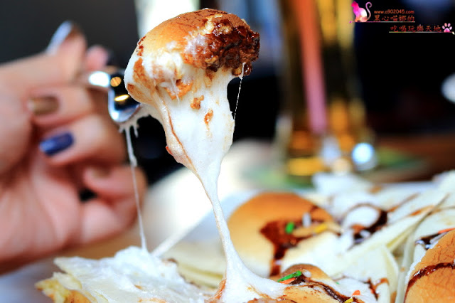 高雄前金區︱麋鹿背包飛鏢/餐酒館 高雄唯一下午兩點營業,可以親子同樂的餐酒館,閨密聚會新去處!