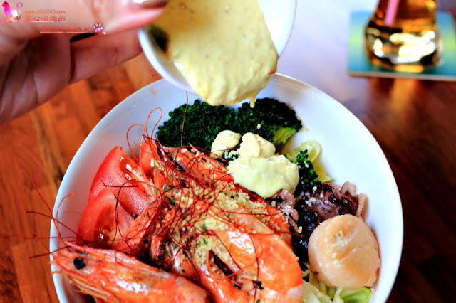 高雄前金區︱麋鹿背包飛鏢/餐酒館 高雄唯一下午兩點營業,可以親子同樂的餐酒館,閨密聚會新去處!