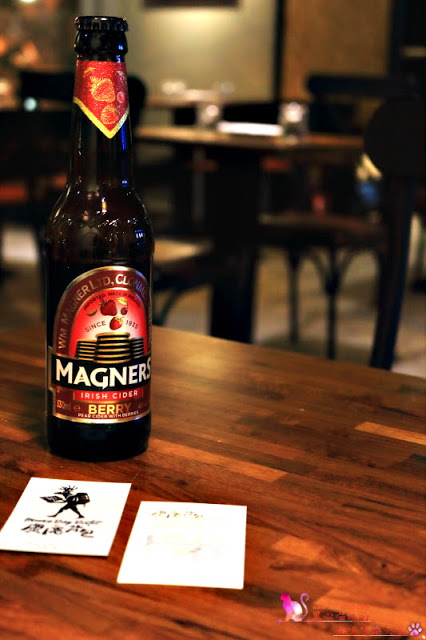 高雄前金區︱麋鹿背包飛鏢/餐酒館 高雄唯一下午兩點營業,可以親子同樂的餐酒館,閨密聚會新去處!