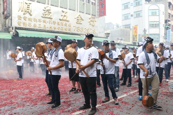 157f5c567359f5.jpg 157f5c567359f5.jpg