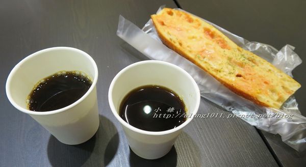 BAKERY  CAFE EAST YEAST  イーストイースト(大塚サテライト店)：JR大塚駅的小確幸      ..BAKERY  CAFE  EAST  YEAST~