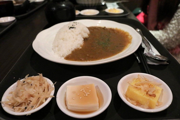 Sigrid Coffee:【台北食記】 Sigrid Coffee 咖啡(居野咖啡)/超顏質店長日本藝人石原唯斗/冰滴咖啡/日本小鮮肉地親切的服務超優