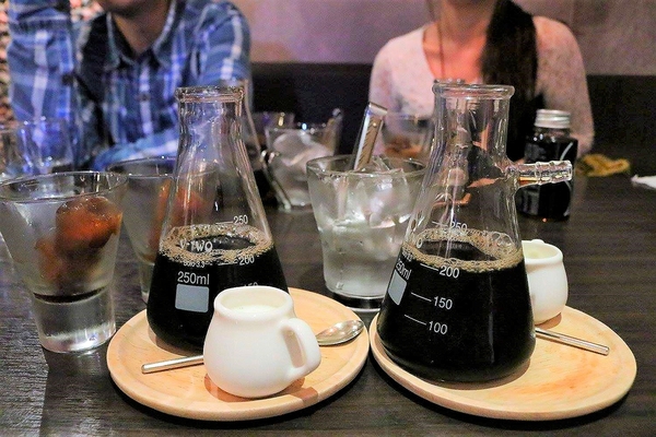 Sigrid Coffee:【台北食記】 Sigrid Coffee 咖啡(居野咖啡)/超顏質店長日本藝人石原唯斗/冰滴咖啡/日本小鮮肉地親切的服務超優