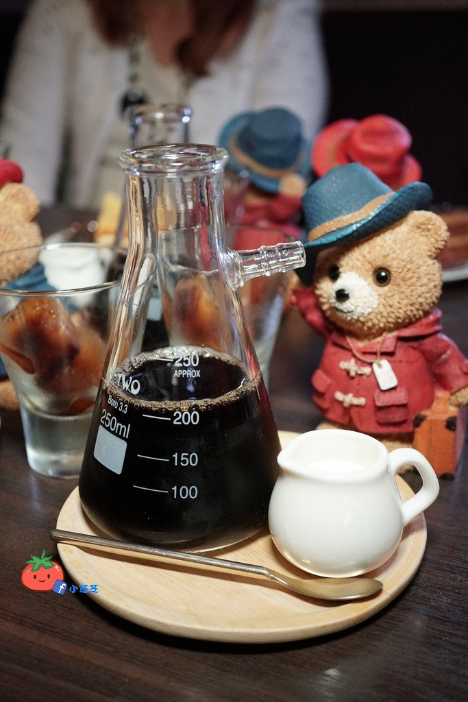 台北最便宜的冰滴咖啡 帥哥店長