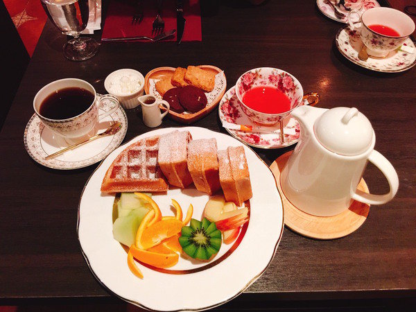 sigrid咖啡:【中山區日系頂級尊榮的浪漫咖啡廳推薦】SIGRID COFFEE一生必來一次、約會必勝~享用貴婦下午茶及頂級莊園咖啡真是人生一大樂事!噹噹媽和好閨蜜Chloe超推薦~