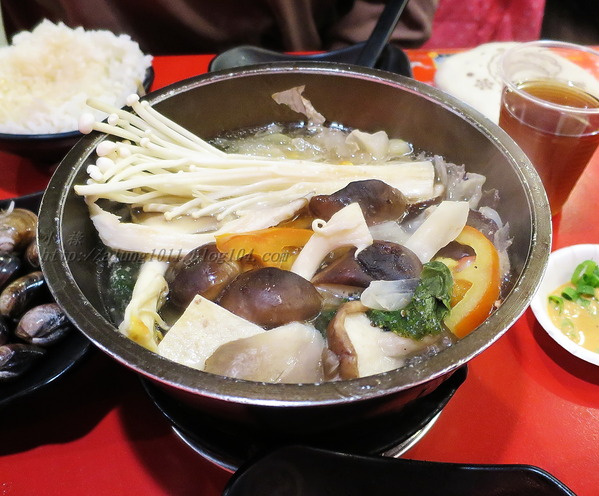 老先覺（興中一店）：老先覺 ..呷料穩達達 (台)))))