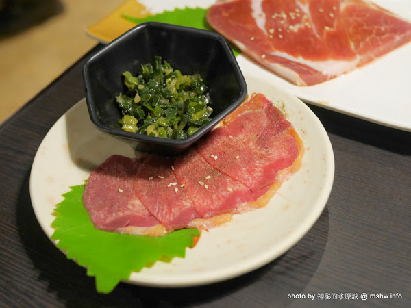 燒肉眾 精緻炭火燒肉(台中文心店):【食記】台中燒肉眾 精緻炭火燒肉/台中文心店@南屯家樂福-捷運MRT溝仔墘 : 價格輕鬆選,精緻路線的和牛燒肉吃到飽