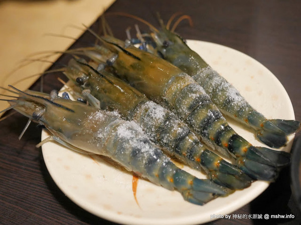 燒肉眾 精緻炭火燒肉(台中文心店):【食記】台中燒肉眾 精緻炭火燒肉/台中文心店@南屯家樂福-捷運MRT溝仔墘 : 價格輕鬆選,精緻路線的和牛燒肉吃到飽