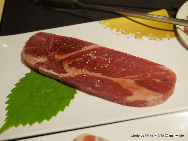 燒肉眾 精緻炭火燒肉(台中文心店):【食記】台中燒肉眾 精緻炭火燒肉/台中文心店@南屯家樂福-捷運MRT溝仔墘 : 價格輕鬆選,精緻路線的和牛燒肉吃到飽