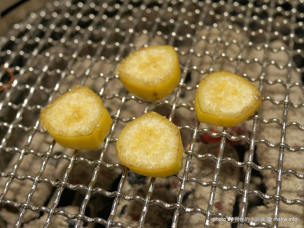 燒肉眾 精緻炭火燒肉(台中文心店):【食記】台中燒肉眾 精緻炭火燒肉/台中文心店@南屯家樂福-捷運MRT溝仔墘 : 價格輕鬆選,精緻路線的和牛燒肉吃到飽