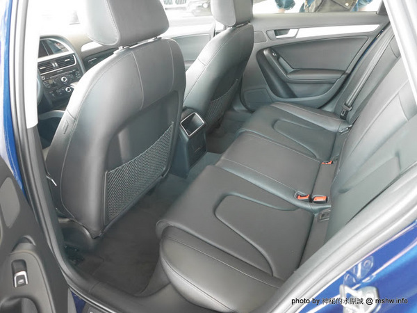 台中豐田國際車業:【景點】台中豐田車業-帝寶國際車業~國際自動車株式會社.認證二手中古車展場@南屯龍富夜市 : 態度友善, 資訊透明, 貼心專業的購車服務