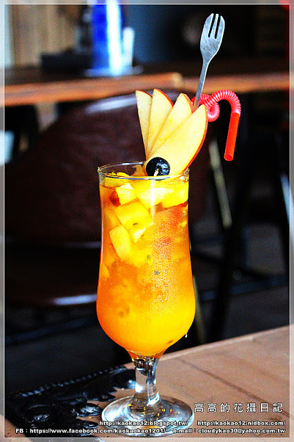 Aqua kiss水吻3.0-美術館店：【高雄】鼓山區。Aqua Kiss水吻3.0 美術館店《高雄美術館美食 高雄創意冰品》