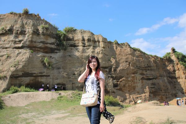 八里林口水牛坑:【新北市林口景點】水牛坑~台版美國大峽谷,林口秘境夢幻湖畔,擎天崗式大草原,婚紗電影外拍聖地