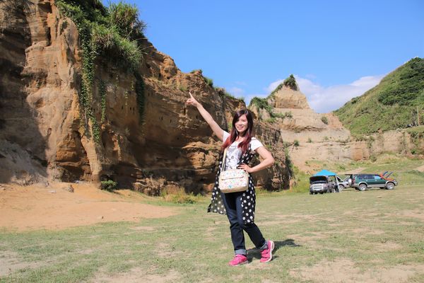 八里林口水牛坑:【新北市林口景點】水牛坑~台版美國大峽谷,林口秘境夢幻湖畔,擎天崗式大草原,婚紗電影外拍聖地