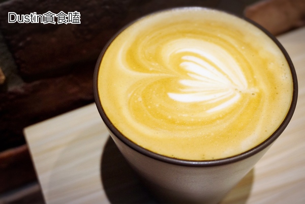 PALM PASTA 棕櫚樹義大利麵(信義店)：【北醫商圈】直播賽事運動餐廳｜象山美景飽食の早午餐首選『 PALM PASTA 棕櫚樹義大利麵』