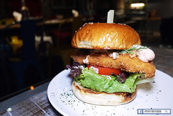 台北美食【黑熊愛跳舞Moon Bear Loves Dancing】台魂新美式餐廳。六張犂餐酒館。六張犁新美式餐廳推薦