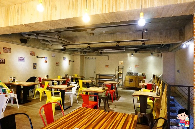 中和美食.方塊Pasta&Coffee.戰斧豬排.方塊菜單.中和環球購物中心.千層麵.不限時.