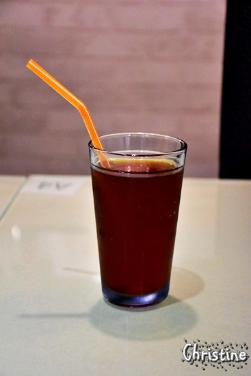 【新北。美食】新莊 / 凱啡小屋，豐盛早午餐，輕食甜點咖啡，街頭上家庭式小屋，新莊高中旁