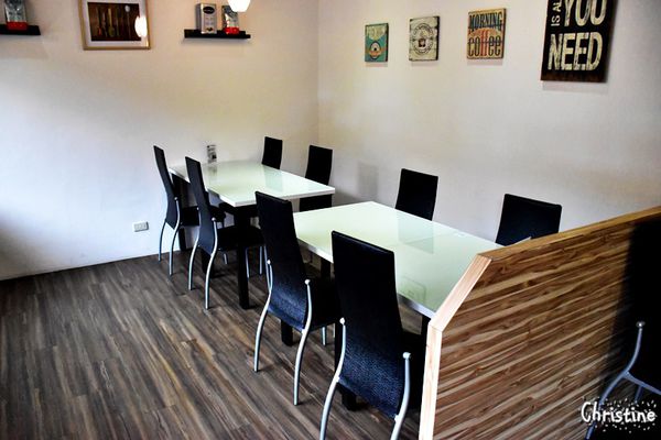 【新北。美食】新莊 / 凱啡小屋，豐盛早午餐，輕食甜點咖啡，街頭上家庭式小屋，新莊高中旁