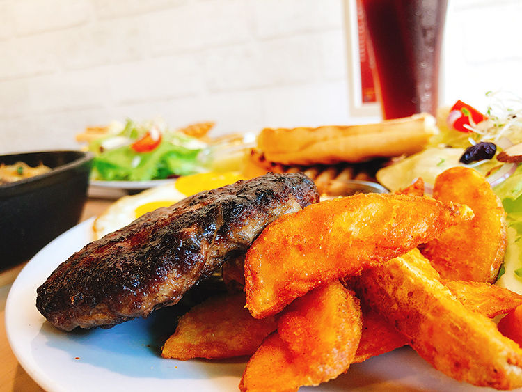 凱啡小屋,新莊美食,副都心美食,新北不限時咖啡廳,新莊免費充電早午餐,新莊免費充電咖啡廳