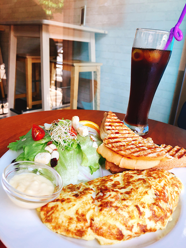 凱啡小屋,新莊美食,新莊不限時咖啡廳,新莊可充電早午餐,新莊親子友善早午餐,新莊親子友善咖啡廳,新莊新港鴨肉羹,ACTION!早倉,新莊典華