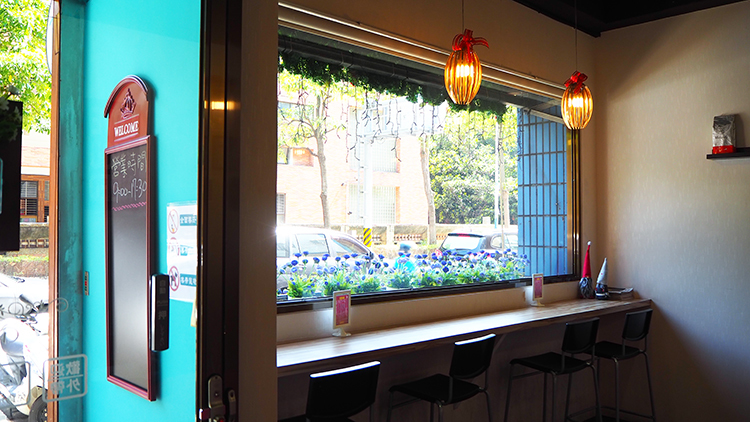 凱啡小屋,新莊美食,新莊不限時咖啡廳,新莊可充電早午餐,新莊親子友善早午餐,新莊親子友善咖啡廳,新莊新港鴨肉羹,ACTION!早倉,新莊典華