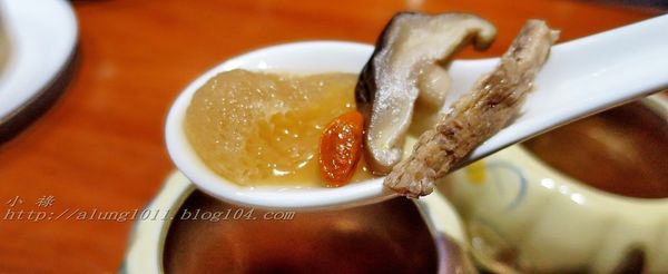 柚子樹健康蔬食料理(美術店)：健康美味、視覺味覺兼具~~     ..柚子樹健康蔬食料理/美術店    /愛評體驗團