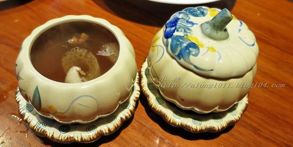 柚子樹健康蔬食料理(美術店)：健康美味、視覺味覺兼具~~     ..柚子樹健康蔬食料理/美術店    /愛評體驗團