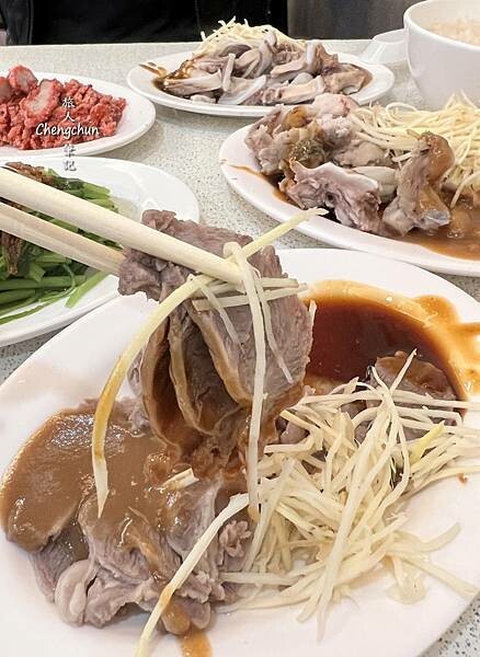 汐止人的早午餐【汐止街仔內米粉湯】一吃成主顧，晚來吃不到 !