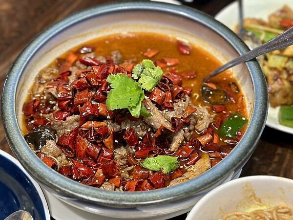 台北市信義區[信義區美食] 開飯川食堂 市府店 麻辣鮮香的川菜料理 統一時代百貨餐廳 #信義區市政府站美食 @蛋寶趴趴go