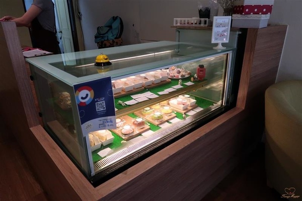 Tom&Maggy 幸福肥 • 手作點心：三重美食 幸福肥手作點心 超可愛龍貓甜點/萌萌達菲馬卡龍 抹茶塔/生巧克力塔 三重下午茶推薦~