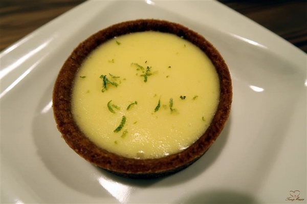 Tom&Maggy 幸福肥 • 手作點心：三重美食 幸福肥手作點心 超可愛龍貓甜點/萌萌達菲馬卡龍 抹茶塔/生巧克力塔 三重下午茶推薦~