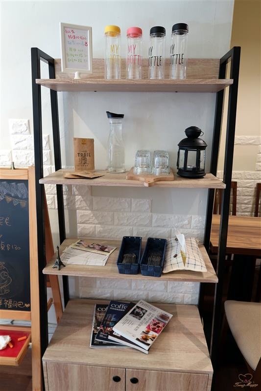 Tom&Maggy 幸福肥 • 手作點心：三重美食 幸福肥手作點心 超可愛龍貓甜點/萌萌達菲馬卡龍 抹茶塔/生巧克力塔 三重下午茶推薦~