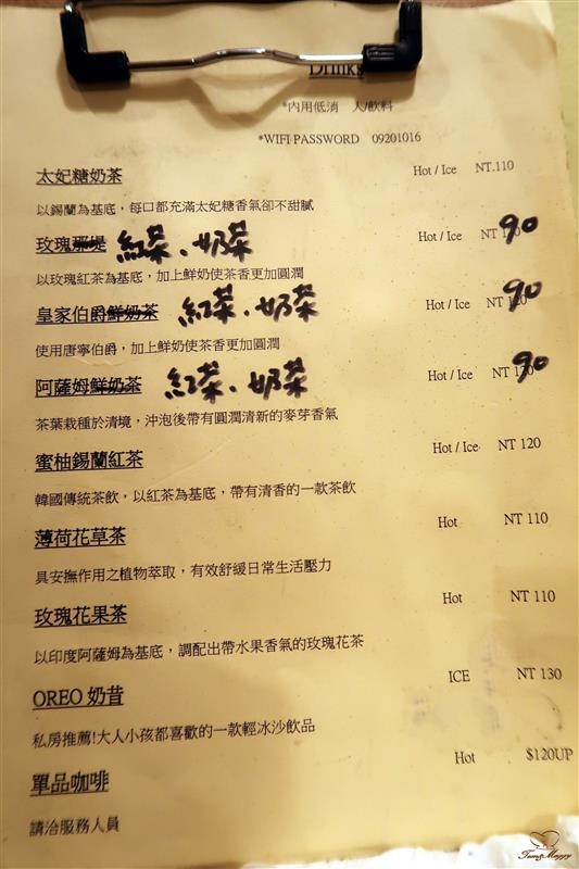 Tom&Maggy 幸福肥 • 手作點心：三重美食 幸福肥手作點心 超可愛龍貓甜點/萌萌達菲馬卡龍 抹茶塔/生巧克力塔 三重下午茶推薦~