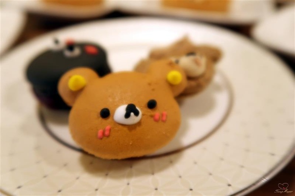 Tom&Maggy 幸福肥 • 手作點心：三重美食 幸福肥手作點心 超可愛龍貓甜點/萌萌達菲馬卡龍 抹茶塔/生巧克力塔 三重下午茶推薦~