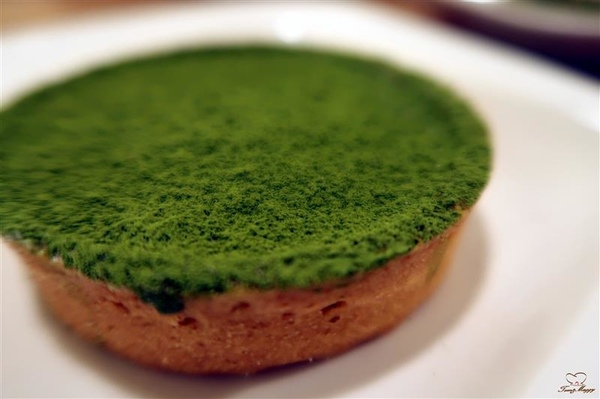 Tom&Maggy 幸福肥 • 手作點心：三重美食 幸福肥手作點心 超可愛龍貓甜點/萌萌達菲馬卡龍 抹茶塔/生巧克力塔 三重下午茶推薦~