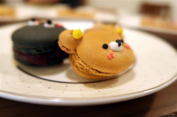 Tom&Maggy 幸福肥 • 手作點心：三重美食 幸福肥手作點心 超可愛龍貓甜點/萌萌達菲馬卡龍 抹茶塔/生巧克力塔 三重下午茶推薦~