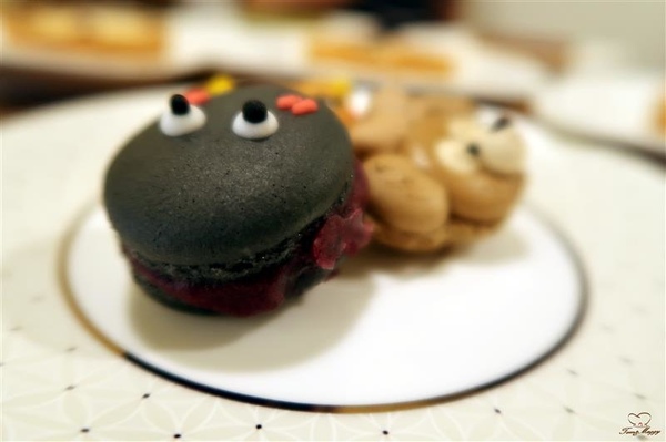 Tom&Maggy 幸福肥 • 手作點心：三重美食 幸福肥手作點心 超可愛龍貓甜點/萌萌達菲馬卡龍 抹茶塔/生巧克力塔 三重下午茶推薦~