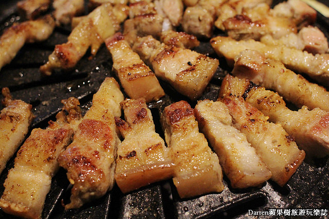 『桃園中壢』滋滋咕嚕韓式烤肉專門店(中壢威尼斯店)★內含滋滋咕嚕詳細菜單/中壢SOGO商圈美食餐廳/明星藝人納豆開的韓式燒肉餐廳