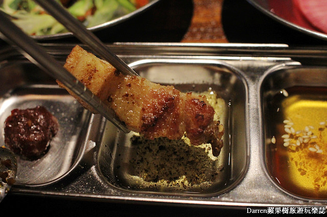 『桃園中壢』滋滋咕嚕韓式烤肉專門店(中壢威尼斯店)★內含滋滋咕嚕詳細菜單/中壢SOGO商圈美食餐廳/明星藝人納豆開的韓式燒肉餐廳