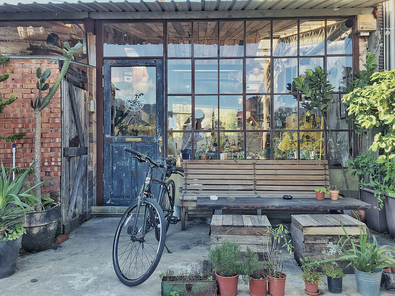 Ruins Café via Kate’s Fun Zone