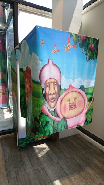 醜比頭森林鍋物：台中西屯~醜比頭森林鍋物主題餐廳~屁桃君醜的可愛又療癒~樹洞特色包廂也太好拍了吧~